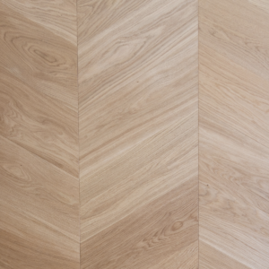 Natur Chevron Parkett i Eik15513 C